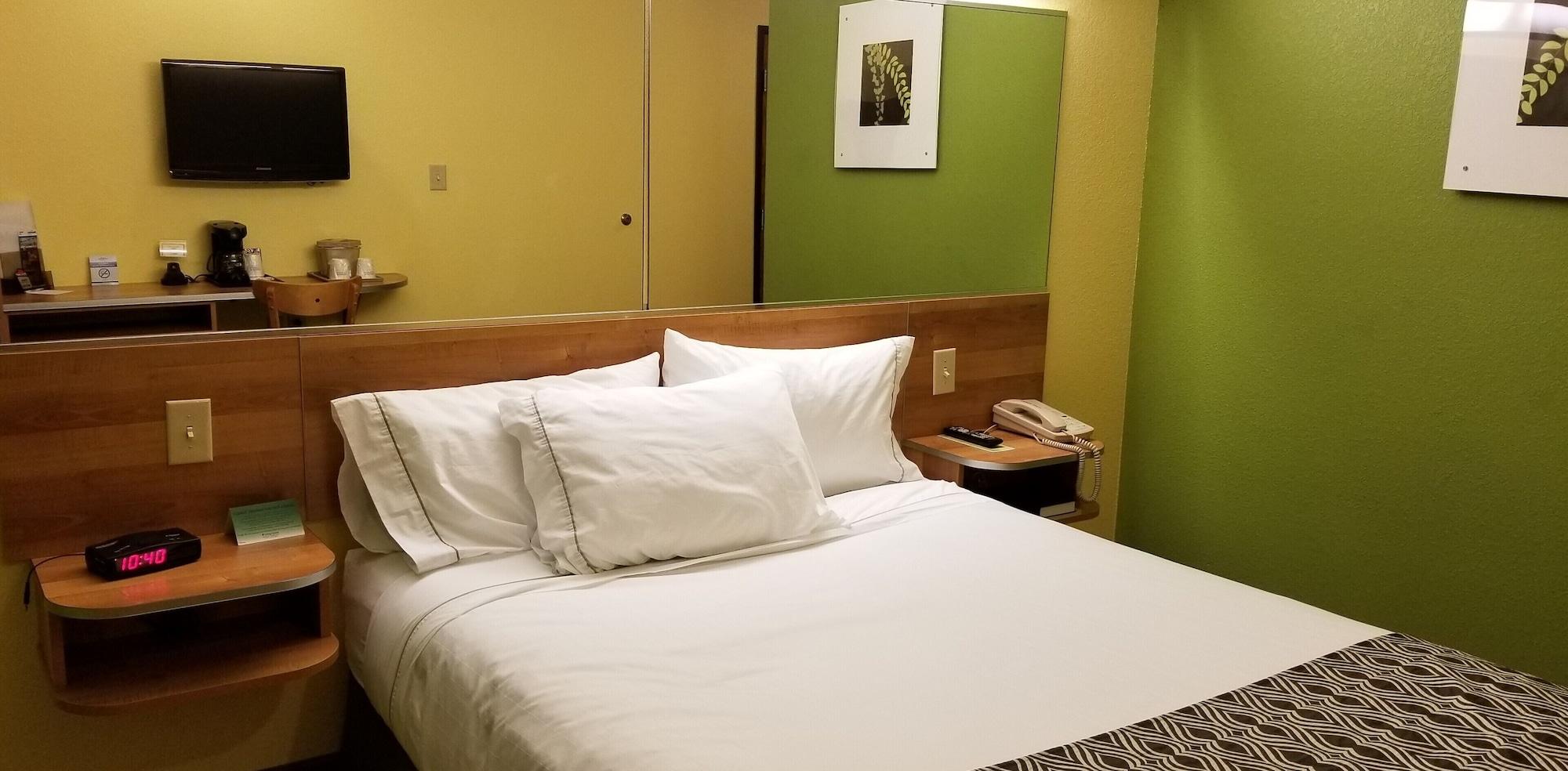 Microtel Inn & Suites By Wyndham Delphos Exteriör bild